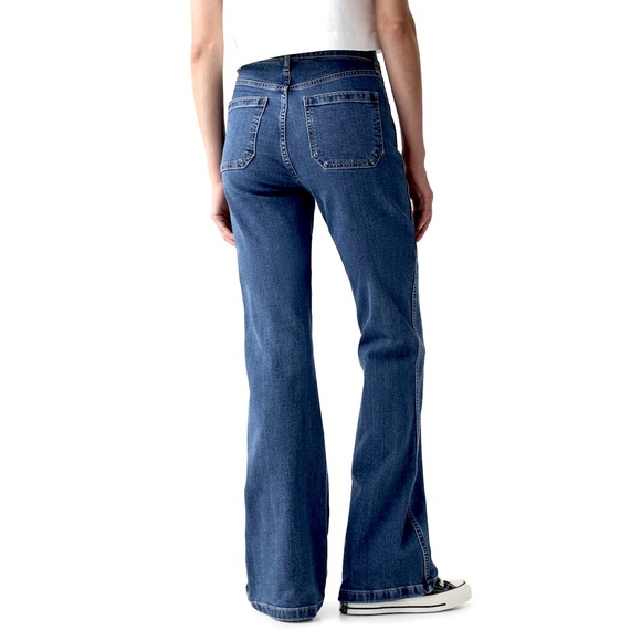 GAP High Rise ‘70s Flare Jean - Picture 3 of 6
